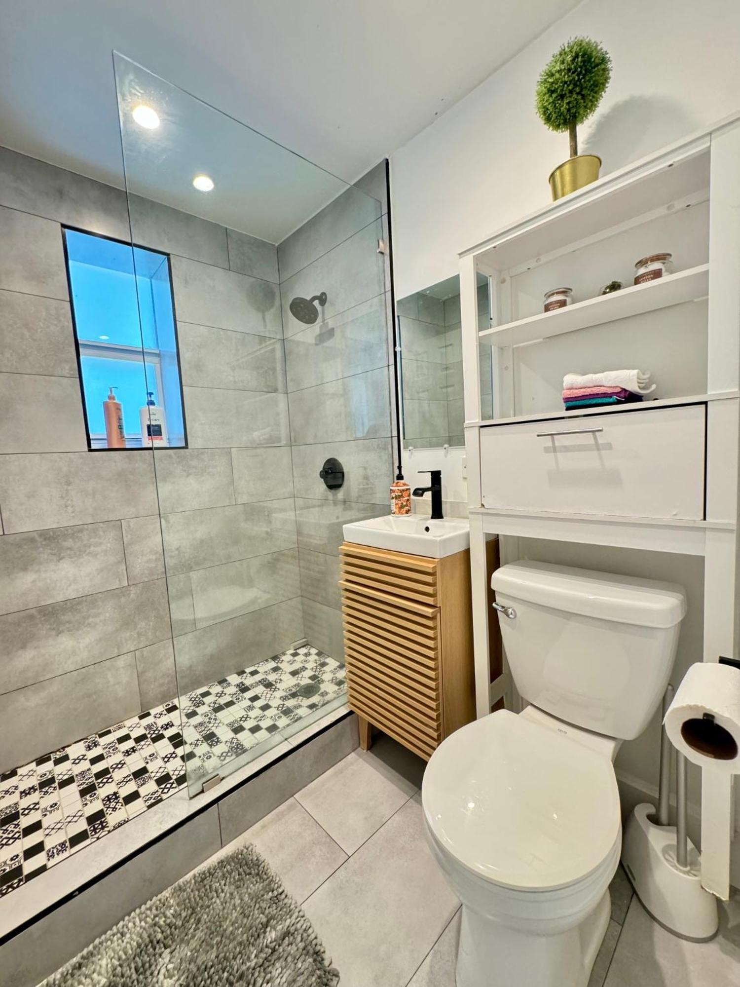 Hot Tub House On Golf Course! 10 Mins To The Hébergement de vacances *